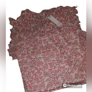 Nwt cute floral top